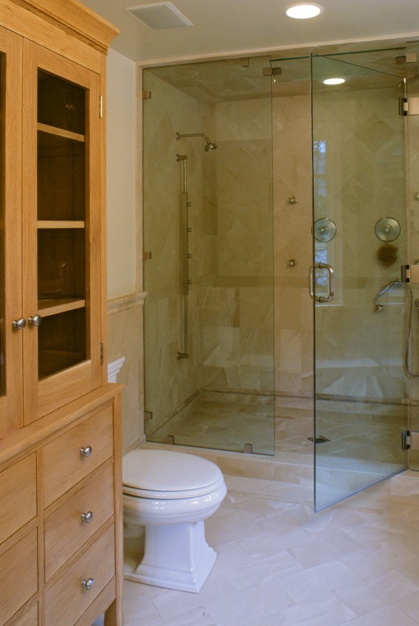 Example of a bathroom design in Portland