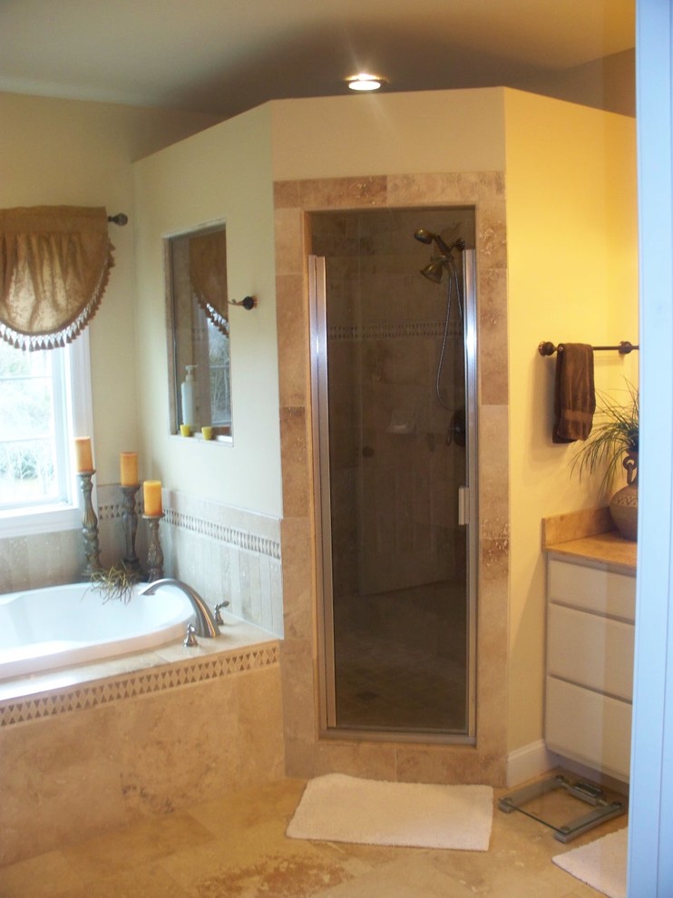 Mt Juliet Bathroom Travertine - Traditional - Bathroom - Nashville - by ...