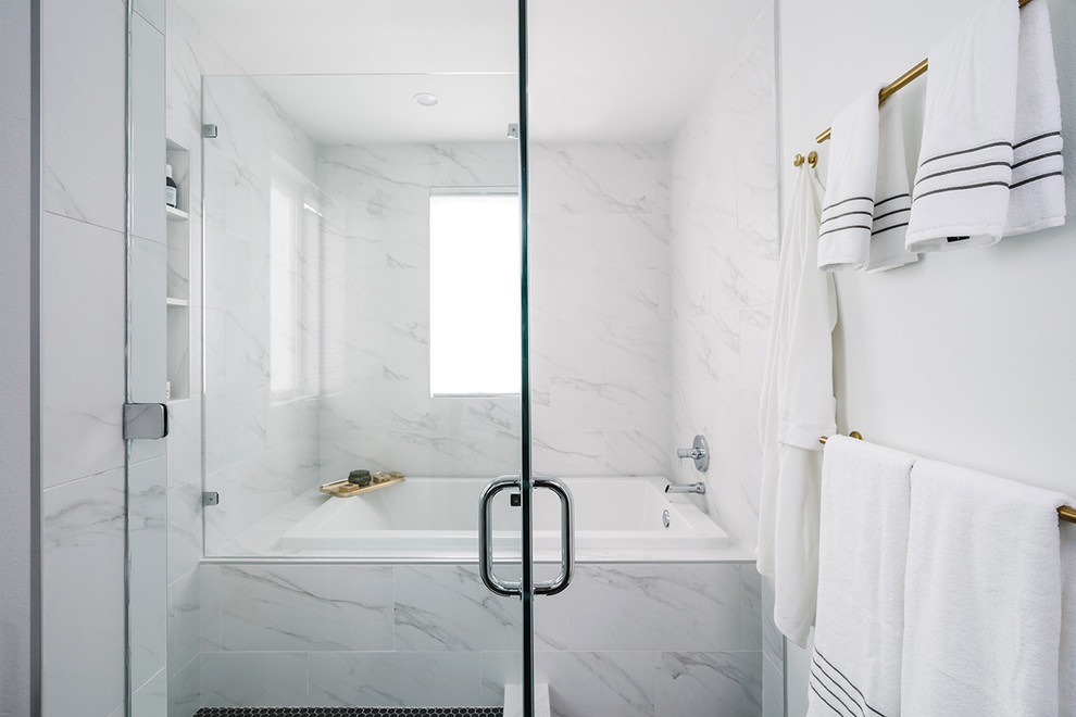 Design ideas for a large scandi ensuite bathroom in Austin with an alcove bath, an alcove shower, white tiles and white walls.