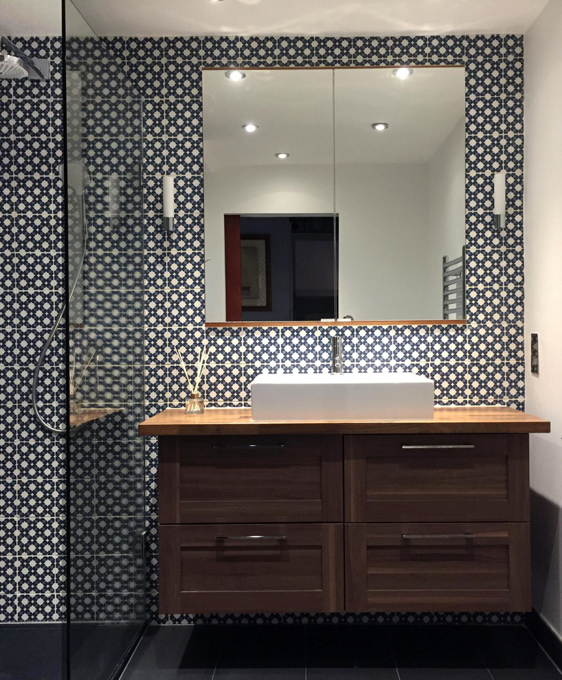 Immagine di una piccola stanza da bagno padronale design