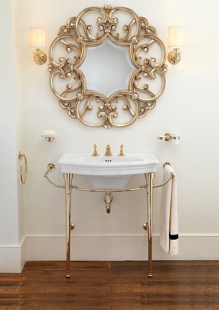 Example of an ornate bathroom design in London