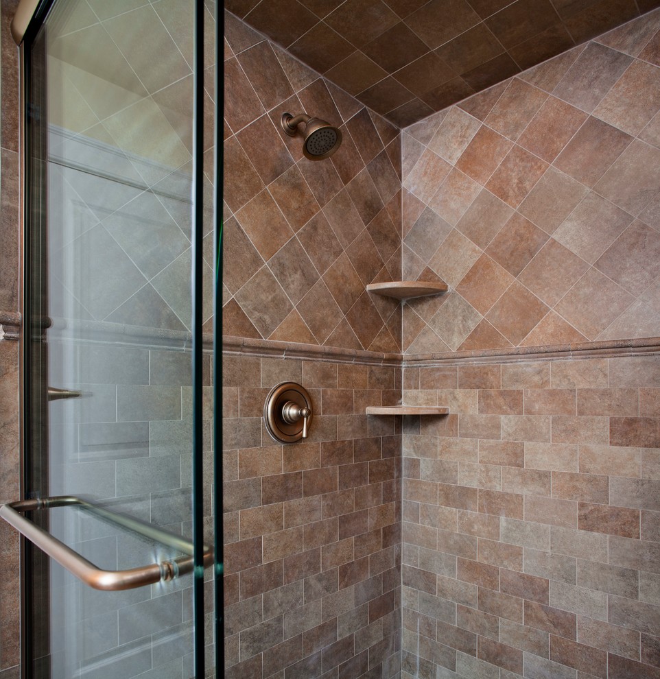 Design ideas for a classic bathroom in New York.