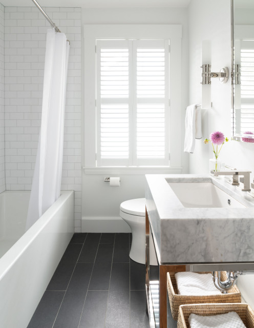 Stylish Bathrooms In 40 To 50 Square Feet, How Many Square Feet To Tile Around A Bathtub