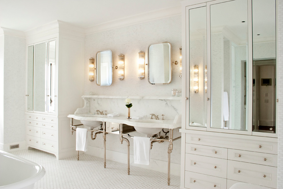 Bathroom - traditional bathroom idea in Vancouver with a console sink