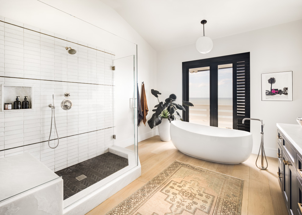 Newport Beach - Beach Style - Bathroom - Orange County - by Jadon ...