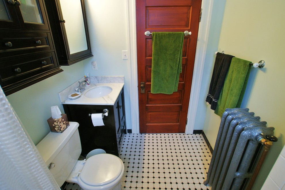 Example of a classic bathroom design in Baltimore