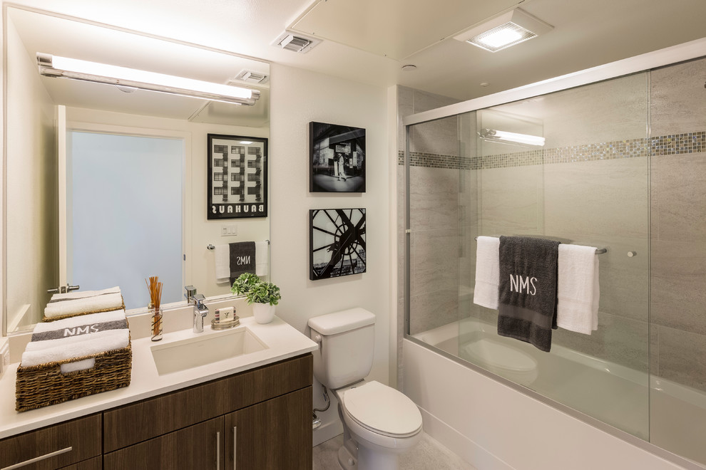 NMSLa Cienega West Hollywood Apartments Moderne Salle de Bain