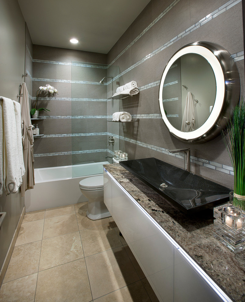 Foto di una stanza da bagno contemporanea di medie dimensioni