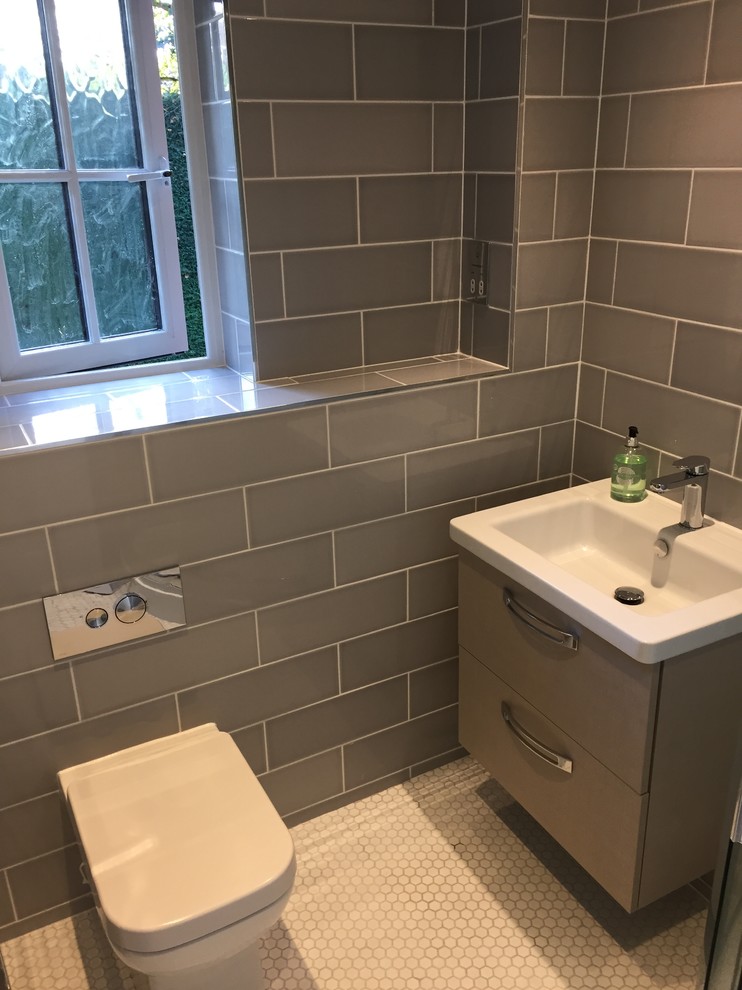 Photo of a modern bathroom in Essex.