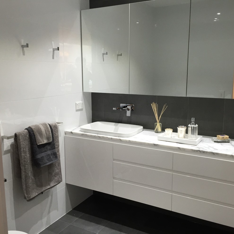 Modernes Badezimmer in Adelaide