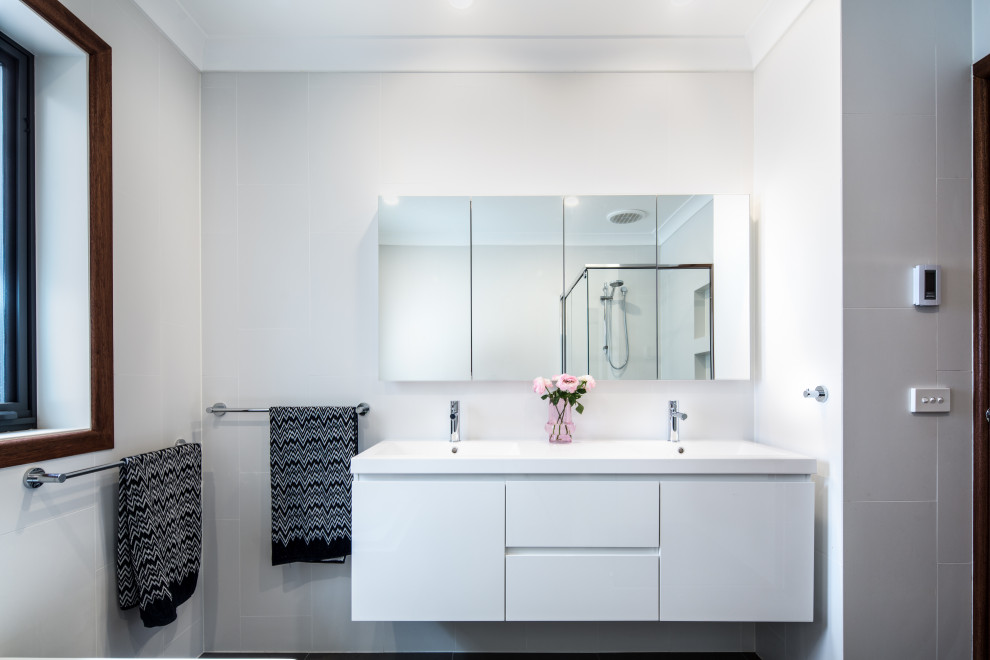 O'Connor Extension and Renovation Traditional Bathroom Canberra