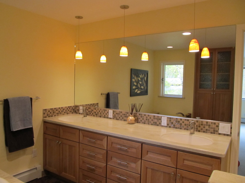 Example of a trendy bathroom design in Boise