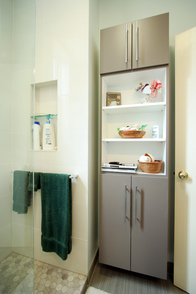 Small modern shower room bathroom in Chicago with flat-panel cabinets, brown cabinets, an alcove shower, beige tiles, ceramic tiles and beige walls.
