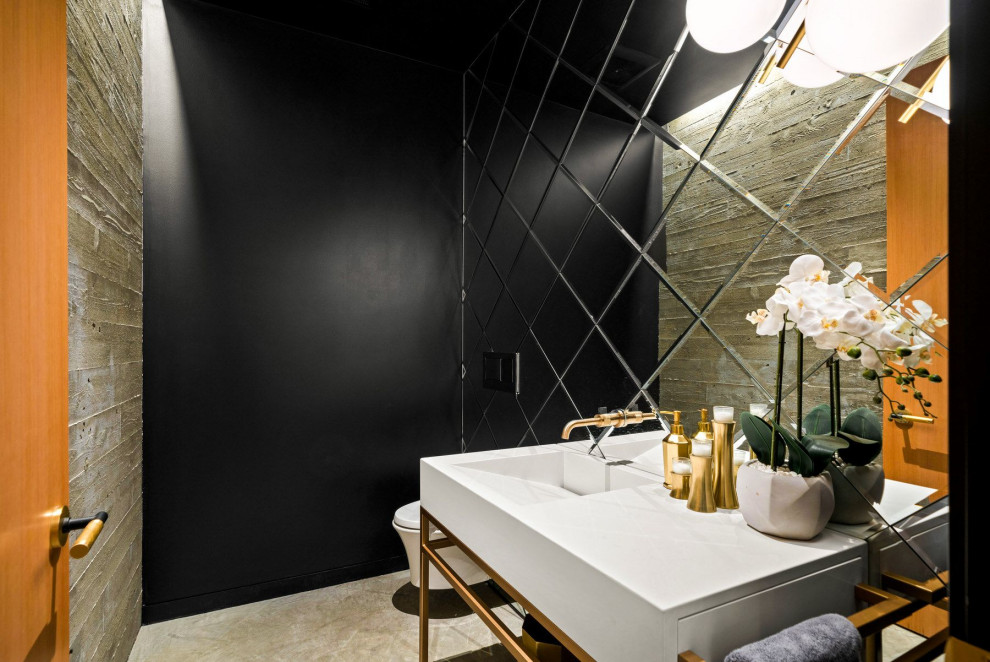 Exempel på ett modernt flerfärgad flerfärgat badrum med dusch, med släta luckor, vita skåp, en bidé, svart kakel, svarta väggar, mosaikgolv, ett avlångt handfat, marmorbänkskiva och grått golv