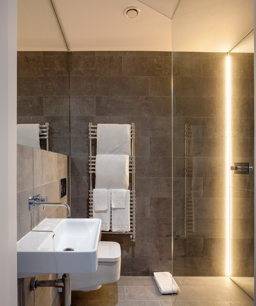 Inspiration for a contemporary bathroom remodel in Dublin