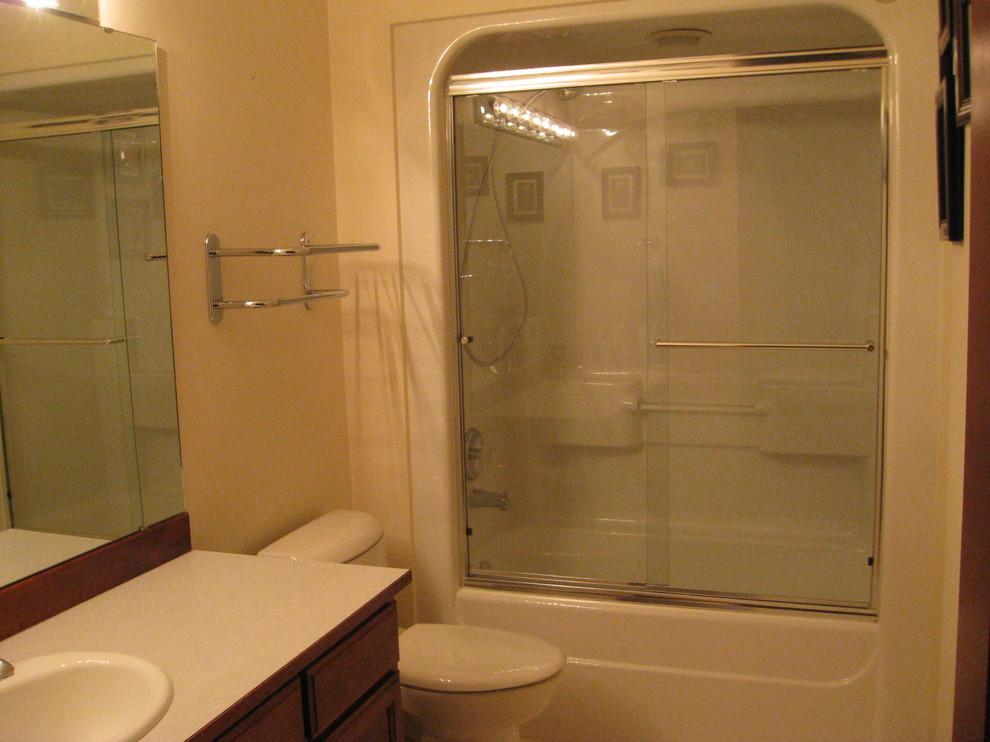 Bathroom - bathroom idea in Seattle