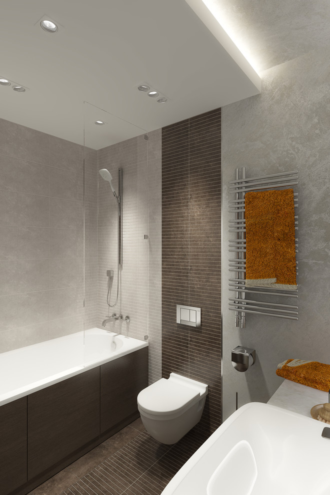 Стильный дизайн: маленькая главная ванная комната в современном стиле с темными деревянными фасадами, накладной ванной, инсталляцией, разноцветной плиткой, цементной плиткой, разноцветными стенами, полом из керамической плитки и душем над ванной для на участке и в саду - последний тренд