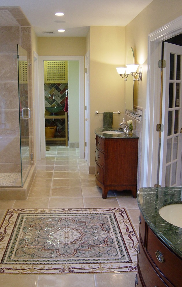 Inspiration för ett vintage badrum, med marmorgolv och flerfärgat golv