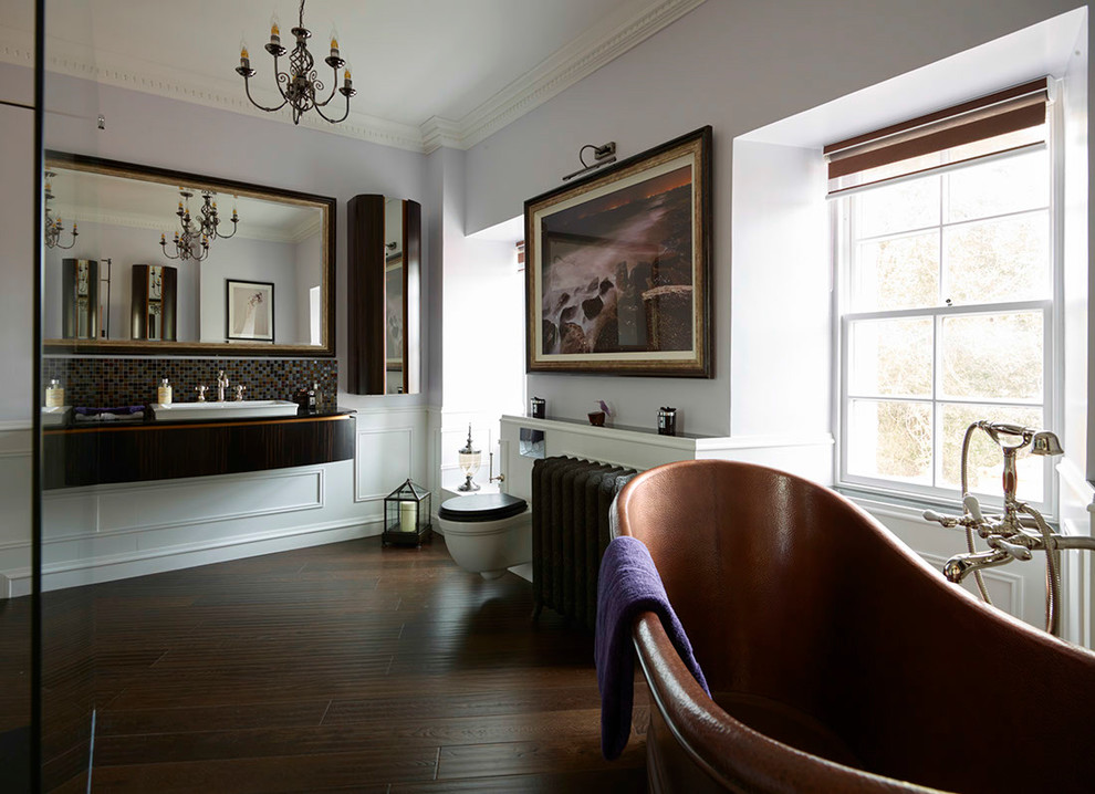 Inspiration for a classic bathroom in Glasgow.
