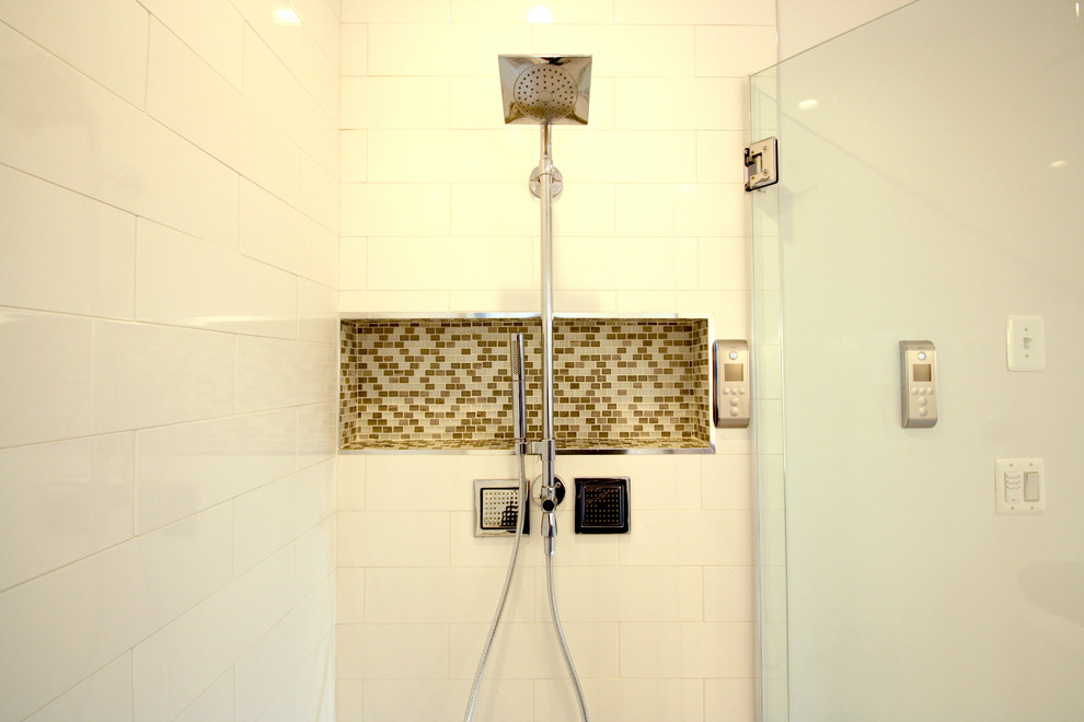 Inspiration for a modern master white tile and porcelain tile porcelain tile bathroom remodel in DC Metro with flat-panel cabinets, blue cabinets, a one-piece toilet, white walls, an undermount sink and quartz countertops