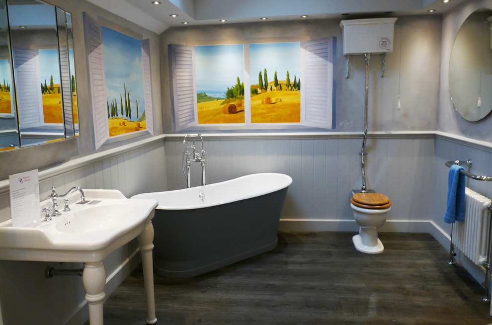 OUR SHOWROOM Traditional Bathroom Dublin by User Houzz