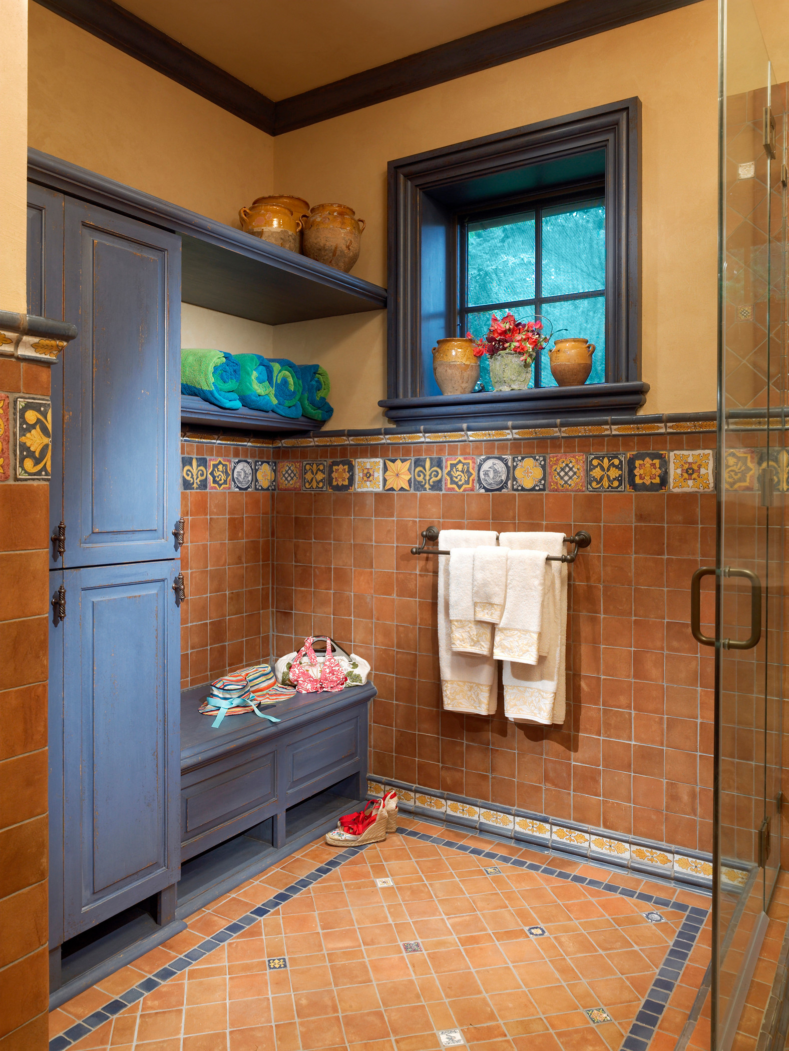 Pool Changing Room Photos Ideas Houzz