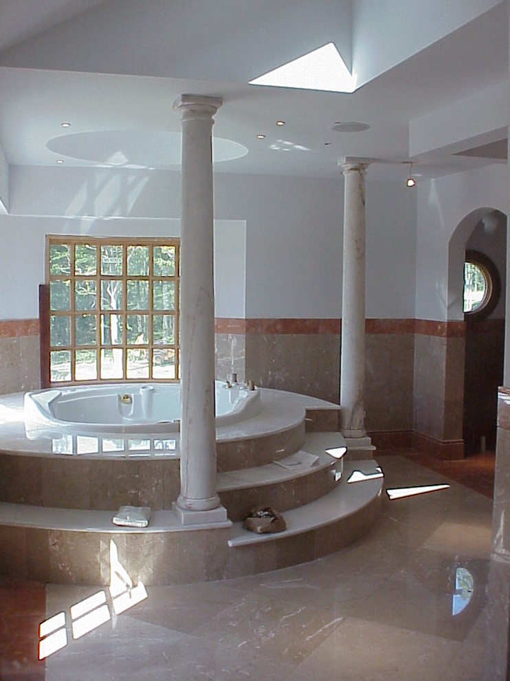 Example of a tuscan bathroom design in Bridgeport