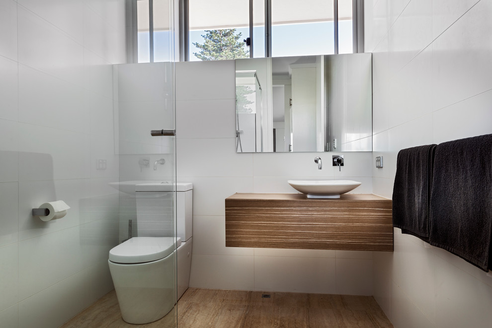 Inspiration för moderna badrum, med ett fristående handfat