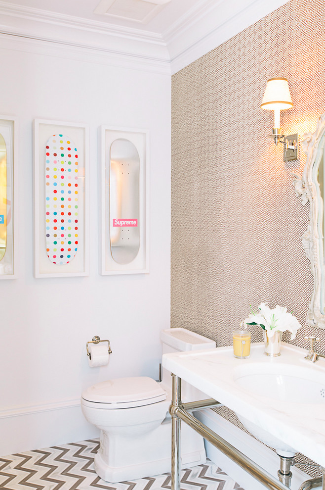 Foto de cuarto de baño clásico renovado con paredes beige