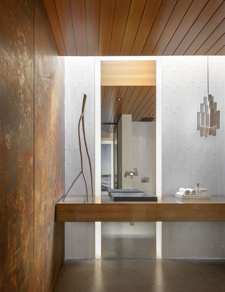 Bathroom - contemporary bathroom idea in Denver
