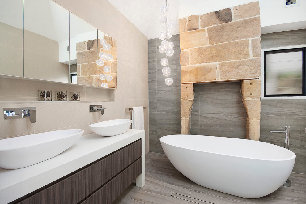 シドニーにあるコンテンポラリースタイルのおしゃれな浴室の写真