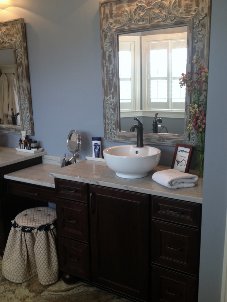 Inspiration for a timeless bathroom remodel in Louisville