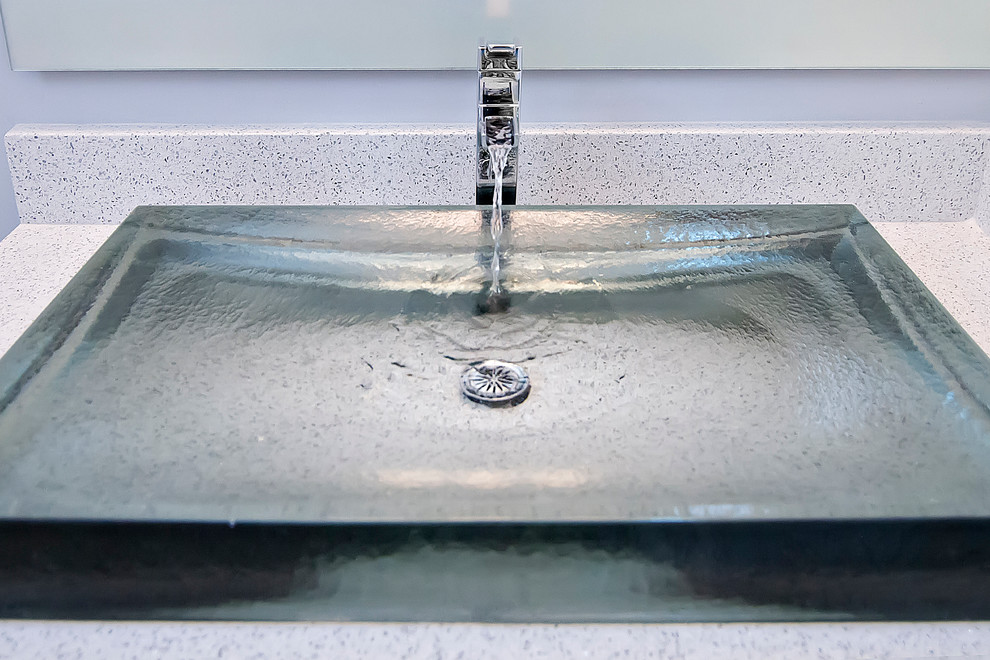 Paradise Key South Beach - Beach Style - Bathroom - Jacksonville - by ...