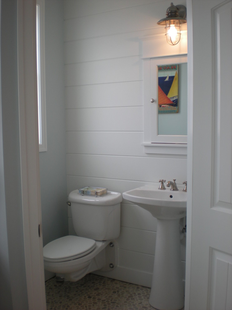 Foto di una stanza da bagno costiera