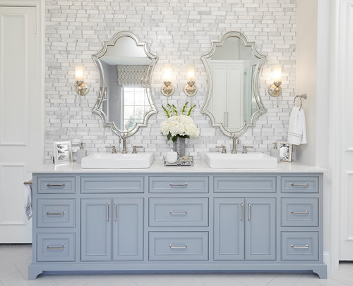 How To Pick The Right Bathroom Mirror, How Big Should A Mirror Be Over 72 Inch Vanity