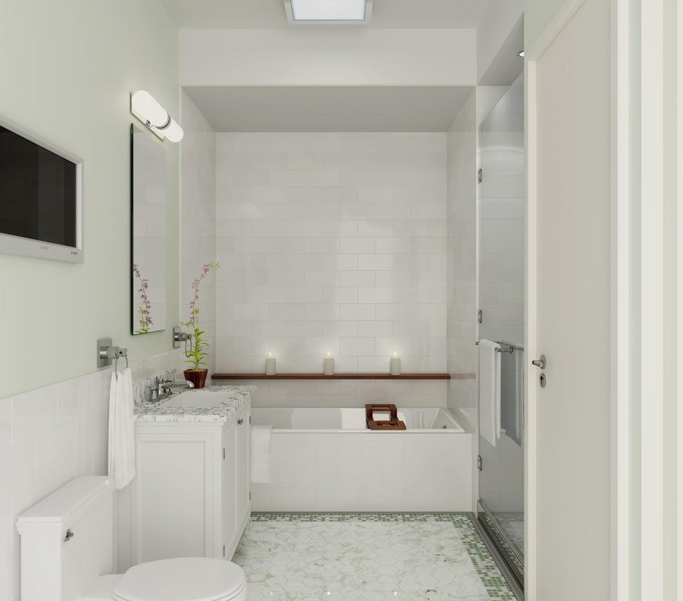 На фото: главная ванная комната в стиле модернизм с фасадами в стиле шейкер, белыми фасадами, гидромассажной ванной, душем без бортиков, унитазом-моноблоком, белыми стенами, мраморным полом, врезной раковиной и мраморной столешницей с