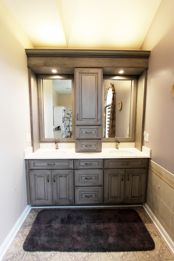Peppercorn Cherry Vanity with Alabaster Ice Gray Cultured Marble