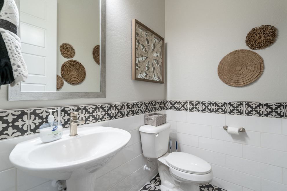 Phoenix, Arizona Peralta Canyon Hacienda Cinnabar Secondary