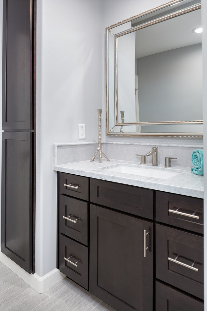 Phoenix - Contemporary - Bathroom - Phoenix - by CliqStudios | Houzz