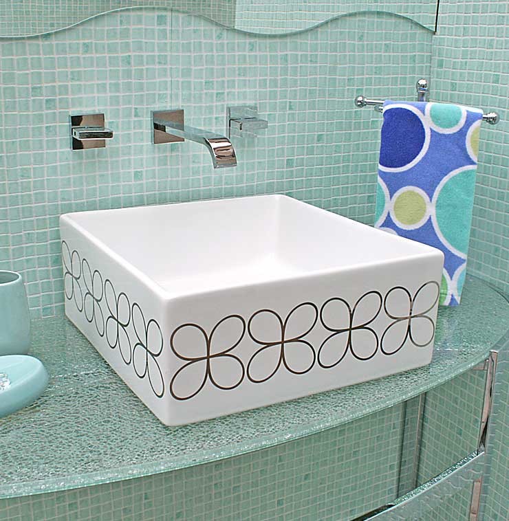 Foto de cuarto de baño vintage con paredes azules