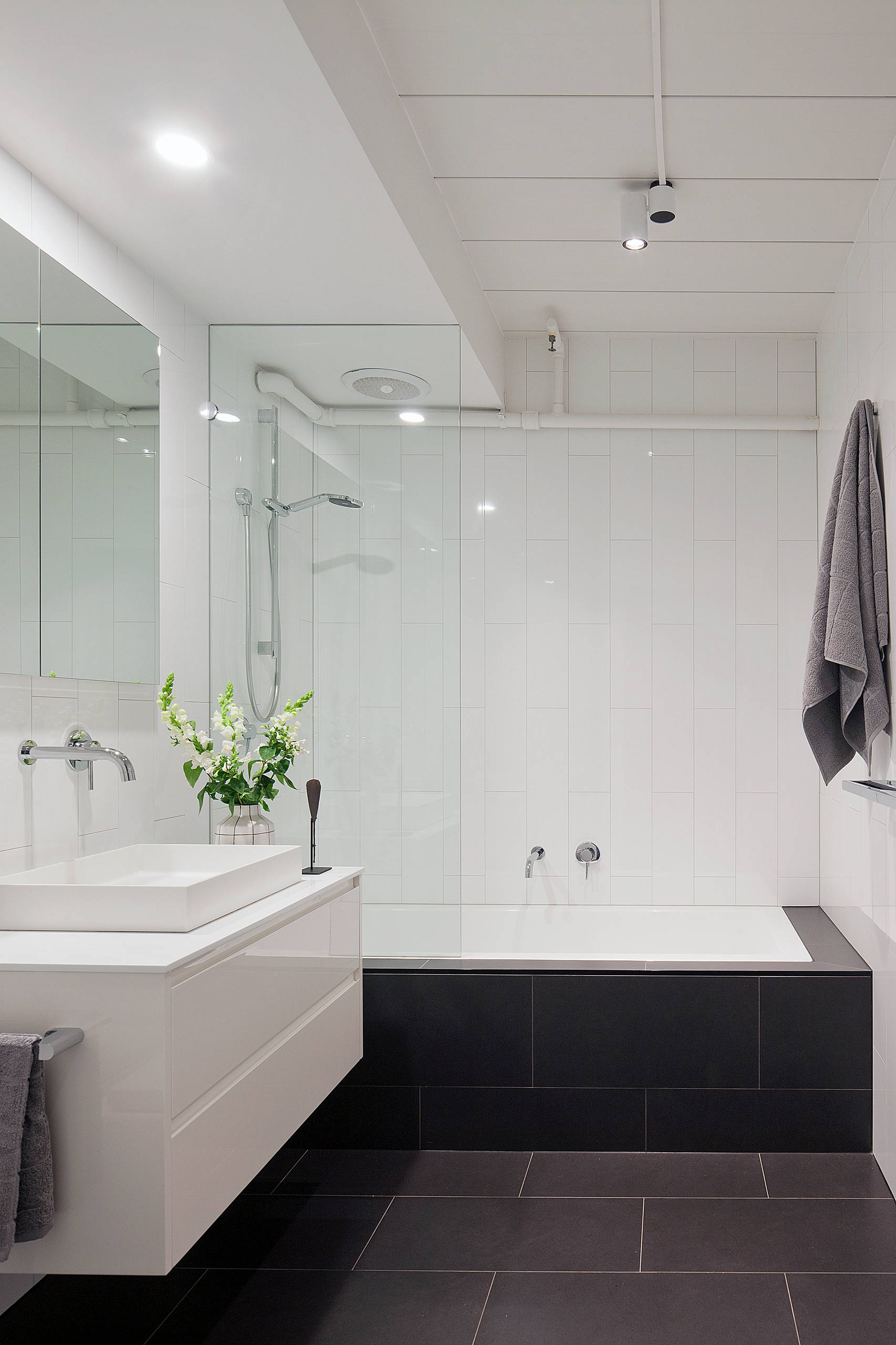 Tile Laying Patterns How To Lay Your Tiles Houzz Au Tile Laying Patterns How To Lay Your Tiles Houzz Au
