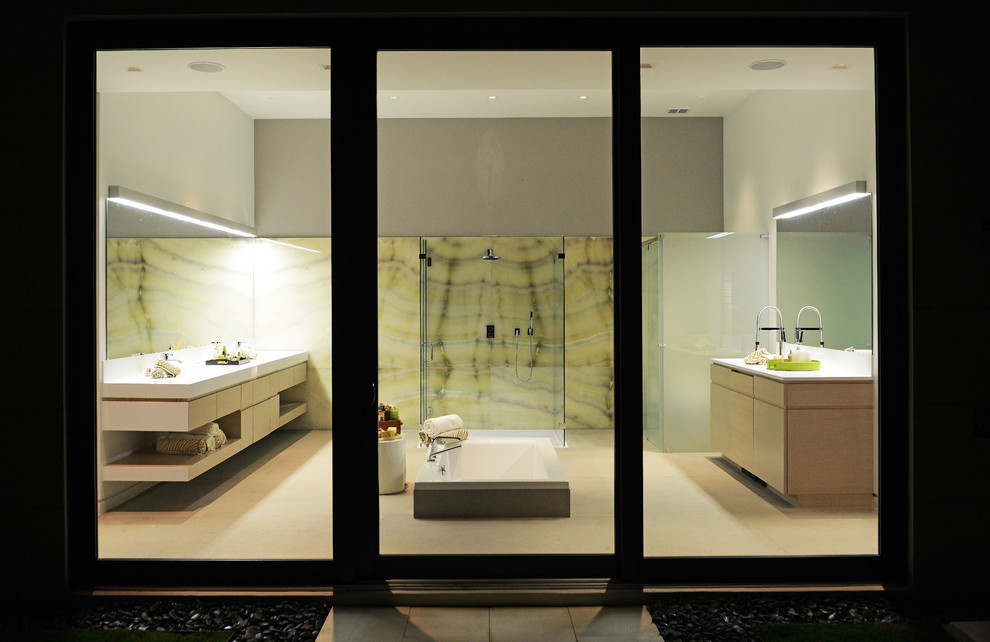PRIMA - Contemporary - Bathroom - Miami - by Couture-Homes | Houzz