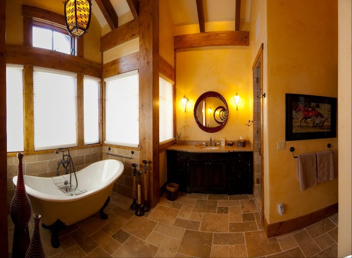 Photo of a traditional bathroom in Denver.