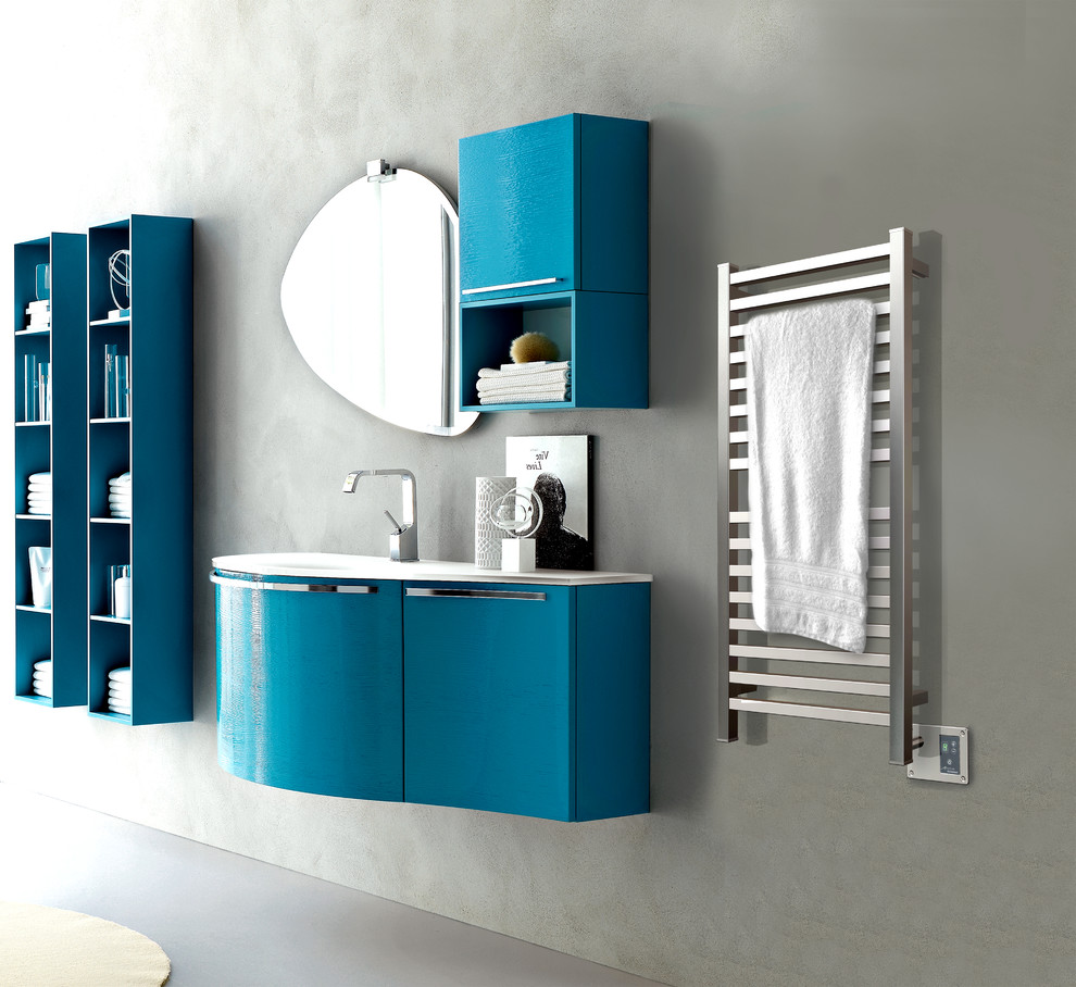 Inspiration for a modern bathroom remodel in Atlanta