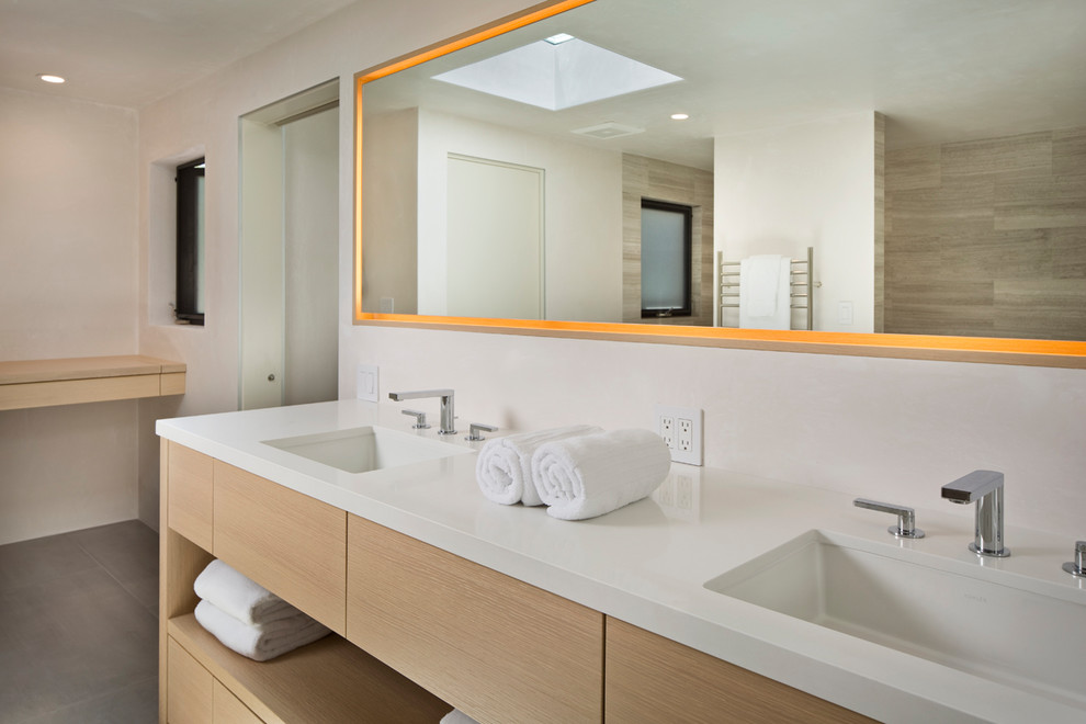 Example of a large mid-century modern master white tile and porcelain tile porcelain tile and gray floor bathroom design in Other with flat-panel cabinets, light wood cabinets, white walls, an undermount sink and quartz countertops