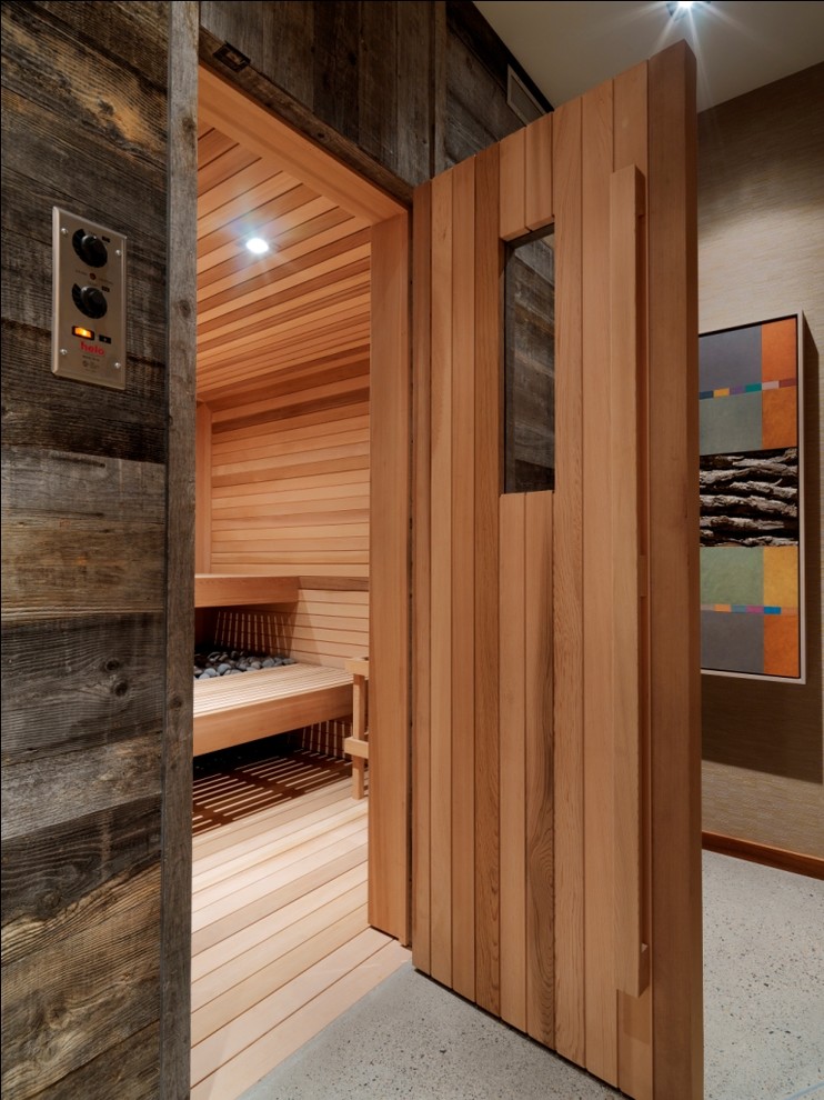 Design ideas for a rustic sauna bathroom in Burlington.