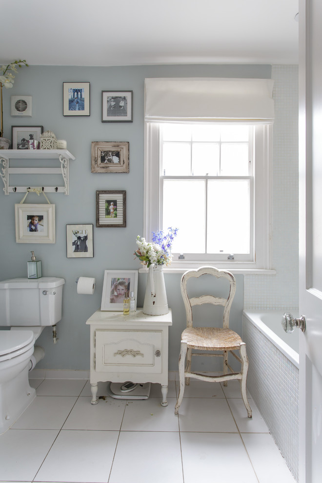 Bathroom - shabby-chic style bathroom idea in London
