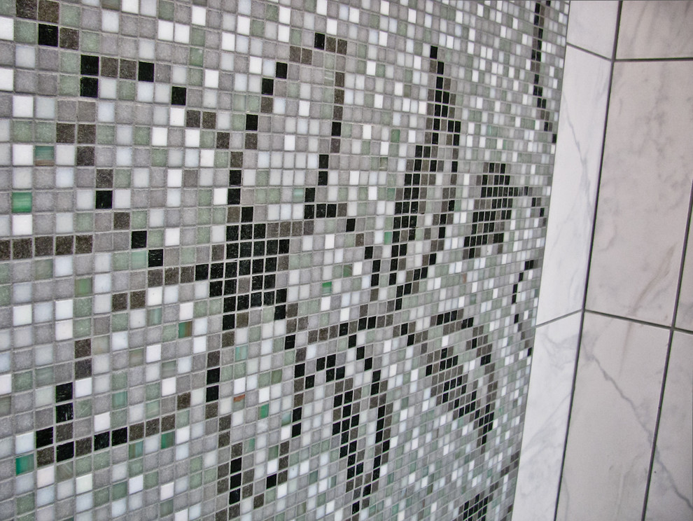 Example of a trendy bathroom design in Burlington