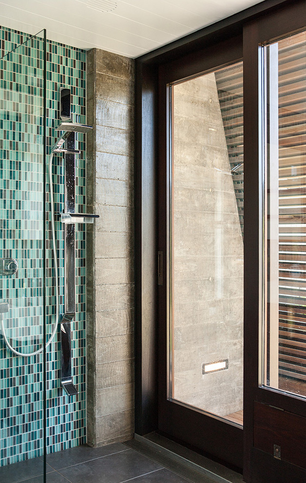Rawhiti Bach Contemporary Bathroom Wellington Houzz