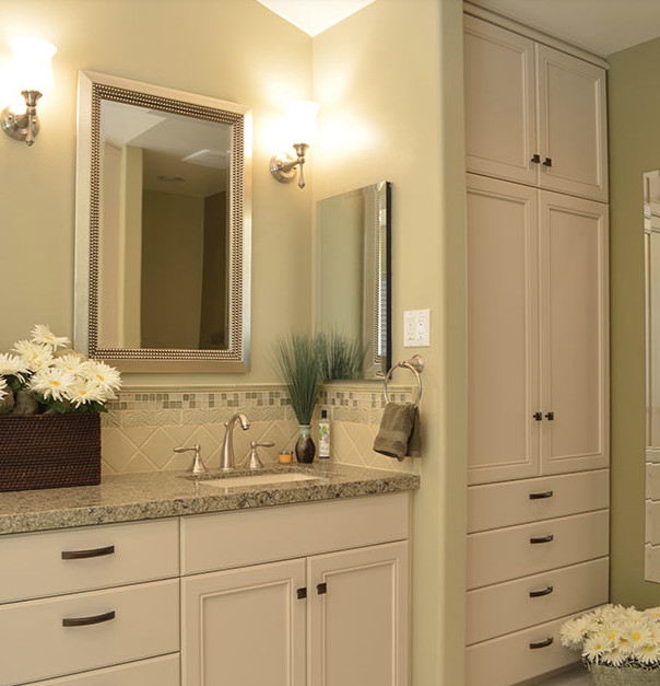 Reconfigure - Traditional - Bathroom - Los Angeles - by User | Houzz